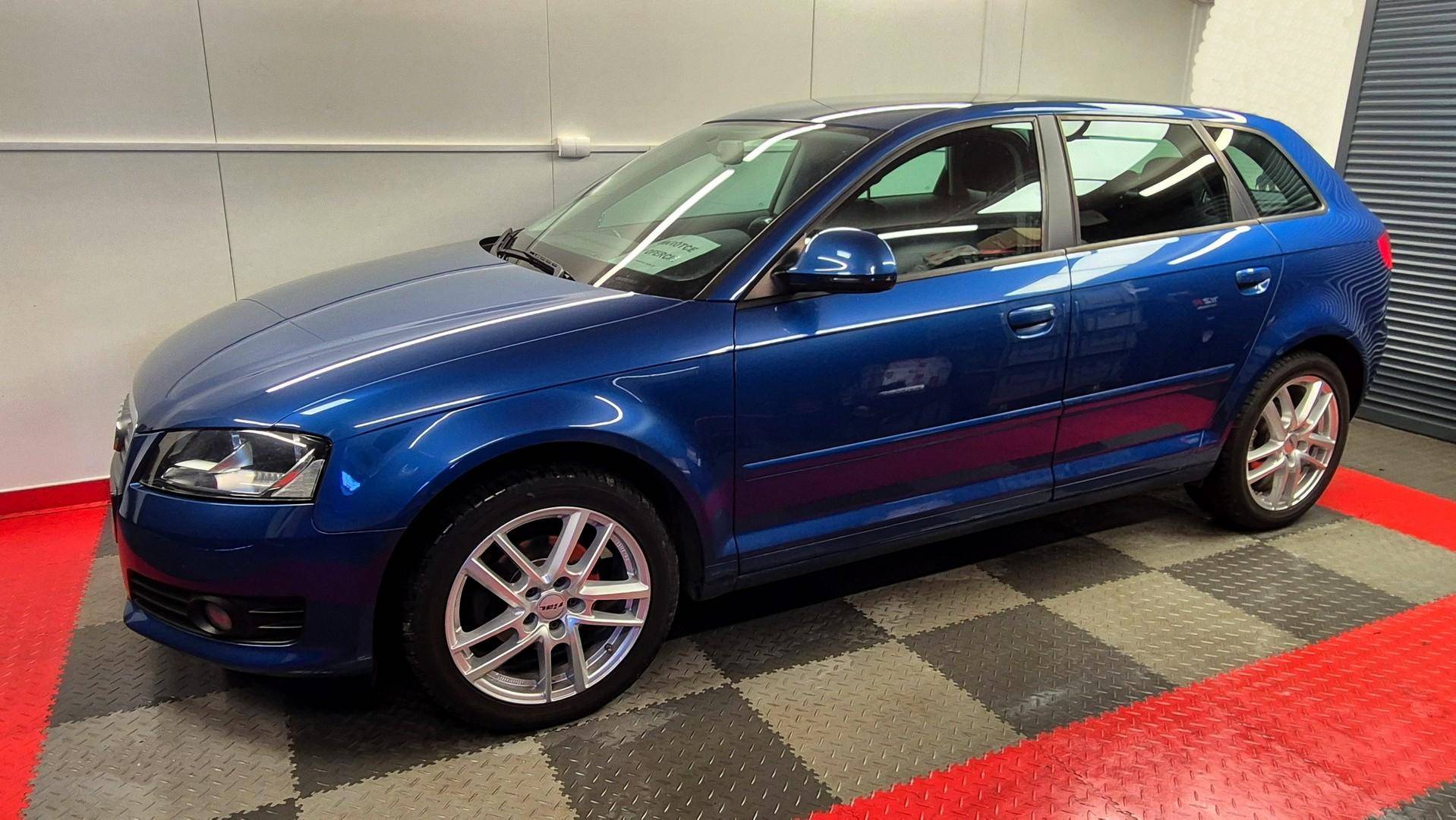 Audi A3 1.6 TDI Klimatyzacja Grzane fotele 