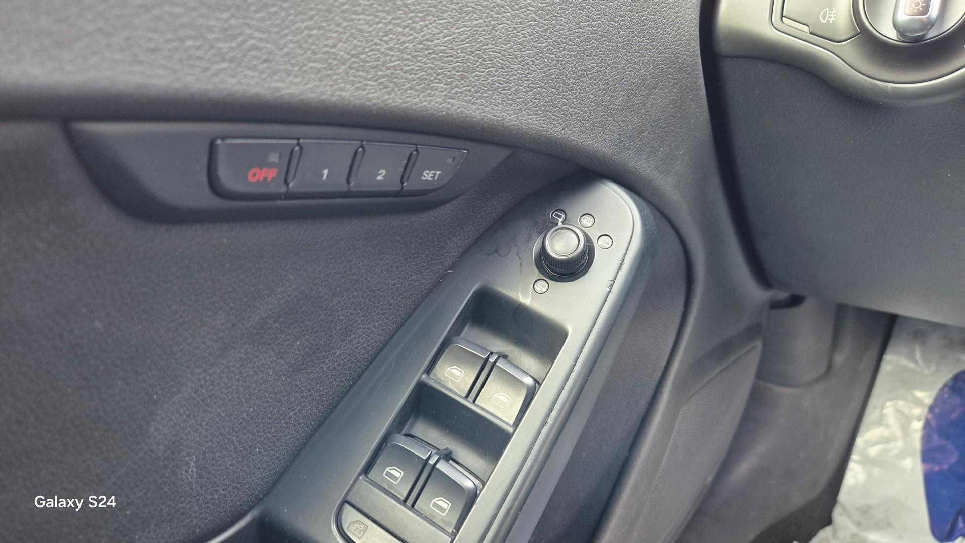 Audi a4 2.0 TFSI Quattro Skóra bi Xeno LedyNawigacja