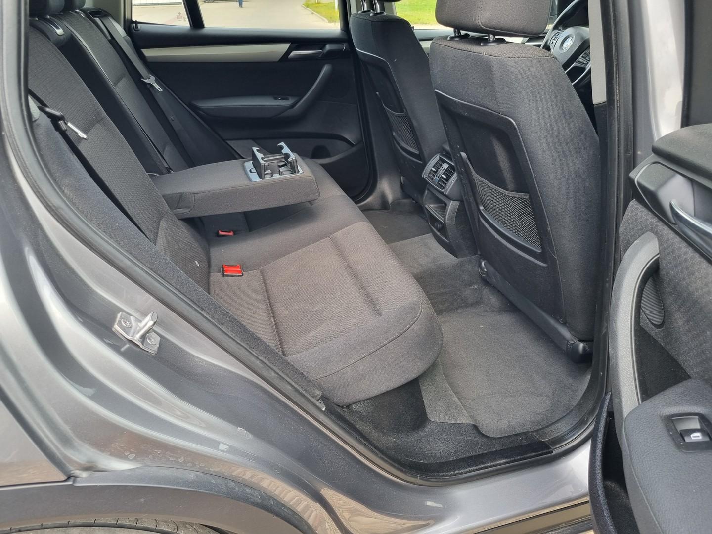 BMW X3 2.0d 4x4 HAK Bi Xenon Nawigacja 