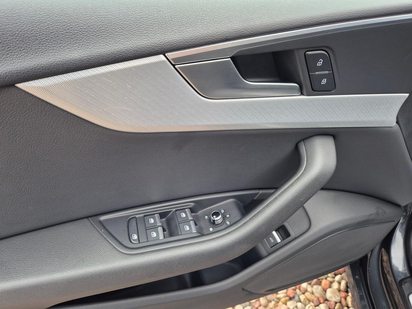 Audi A5 Sportback 2.0 TFSI Nawigacja LEDY Łopatki Tempomat 